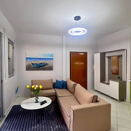 Golden Coast Hideout Flat