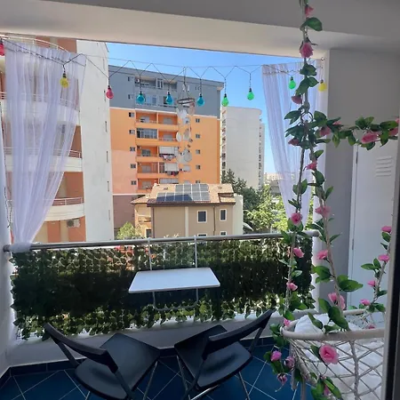 Golden Coast Hideout Flat * Vlorë