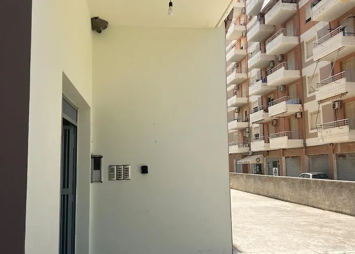 Golden Coast Hideout Flat * Vlorë