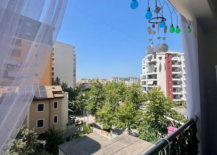 Golden Coast Hideout Flat Appartamento Vlorë