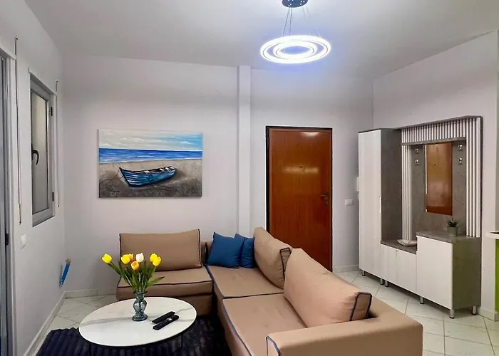 Golden Coast Hideout Flat